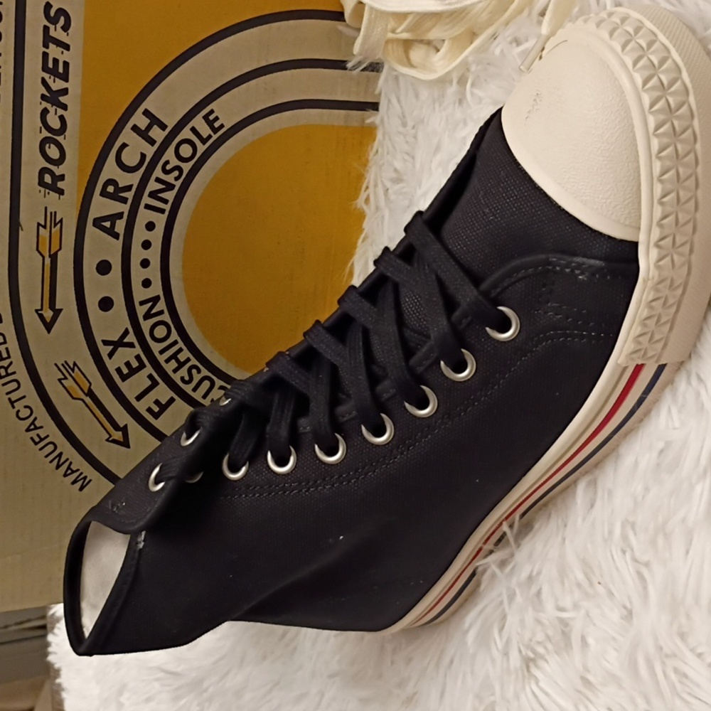 Mitchell & Ness Hood Rocket 66 HC Men's Sz 10 Women's 12 Basketball Sneakers ๐ - Picture 2 of 9